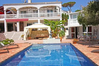 Villa in Mijas Costa - M113415