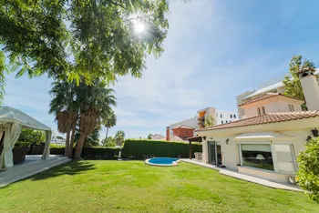 Villa en Benalmádena - M113970