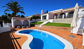 Villa en Caleta de Vélez - M117993