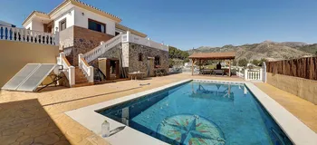 Villa en Nerja - M118087