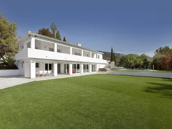 Villa en Marbella - DRM118812