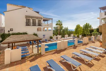 Apartment in Altos de los Monteros - M152105