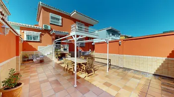 Villa pareada en Torrox Costa - M217516