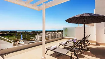 Penthouse in Estepona - M223419