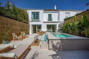 Townhouse in Cortijo Blanco - M230667