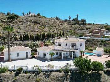 Villa en Arenas - M234493