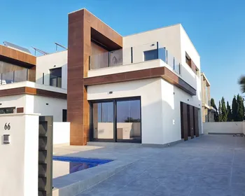 Villa en Daya Nueva - M238553