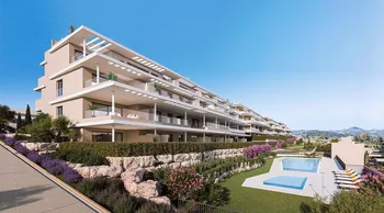 Apartment in Estepona - M240524