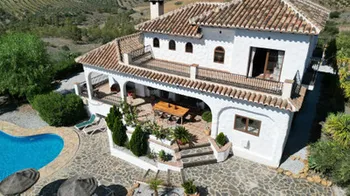 Finca / Propiedad rural en La Viñuela - M242322