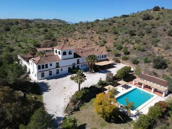 Finca / Propiedad rural en Almogía - M259051