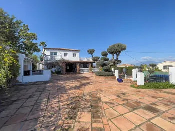 Villa en Alhaurín el Grande - M259107