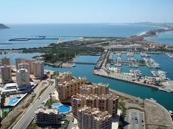 Apartamento en La Manga del Mar Menor - M259890