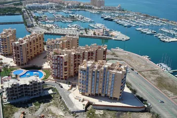 Apartamento en La Manga del Mar Menor - M259891