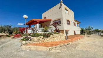 Villa en Fortuna - M262352