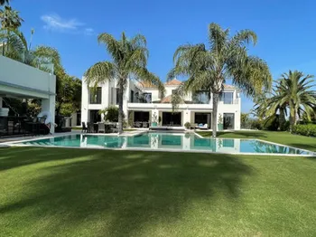 Villa en Sierra Blanca - M264139