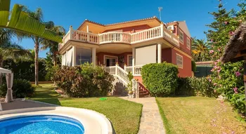 Villa en Playamar - M269940