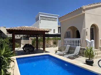 Villa en Ciudad Quesada - M273765