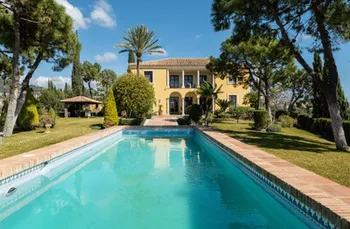 Villa en Los Almendros - M275060