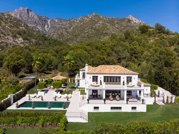 Villa en Sierra Blanca - M275189