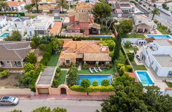 Villa in Torrevieja - M276502