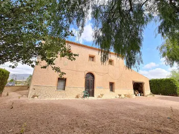 Finca / Propiedad rural en Pinoso/El Pinós - M277813