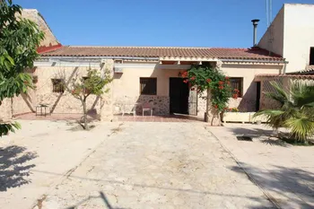 Finca / Propiedad rural en Pinoso/El Pinós - M277814