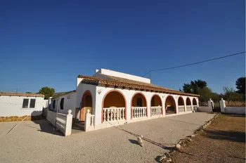 Finca / Propiedad rural en Pinoso/El Pinós - M277822