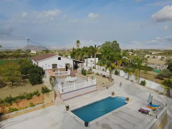 Villa en Alhaurín el Grande - M277846