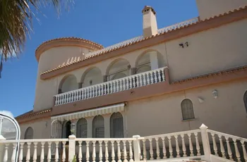 Villa en La Manga del Mar Menor - M280081