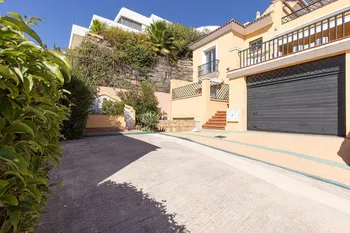 Townhouse in Las Brisas - M280799