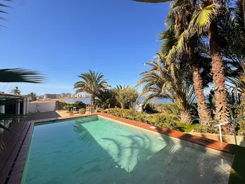 Villa en La Manga del Mar Menor - M281123