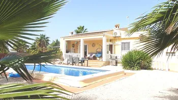 Villa en Dolores - M282249