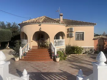 Villa en Catral - M289896