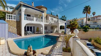 Villa en Caleta de Vélez - M291065