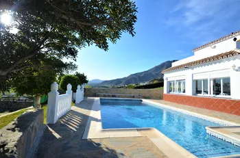 Villa en Estepona - M291566