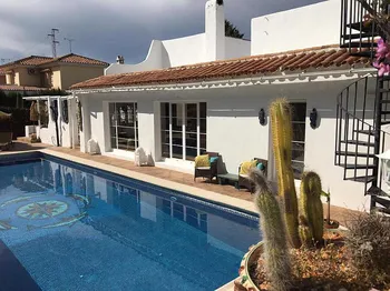 Finca / Country Home in Alhaurín el Grande - M058889