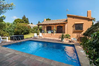 Villa en El Chaparral - M058949