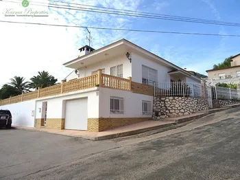 Villa en Orba - M065074