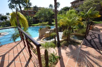 Apartment in Bahía de Marbella - M093617